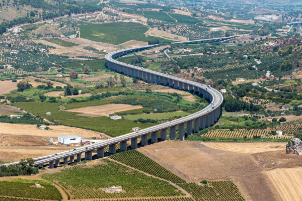 Estudios geológicos · Ingenieros Geotécnicos y Geofísicos Cubelles